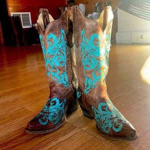 COPY - Corrals Boots Size 6
